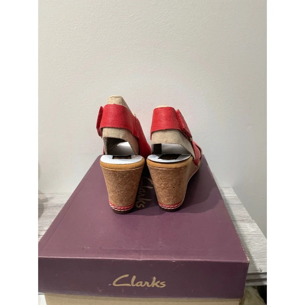 Clarks Helio‎ Float4 Red Suede Cork Wedge Sandals Womens 8 Medium New